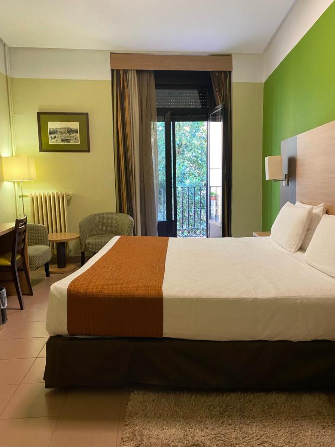 Ballesta Guest house 2*